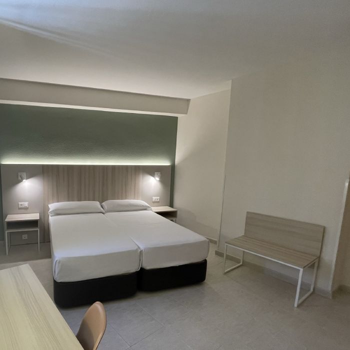 interior_double_room_mb